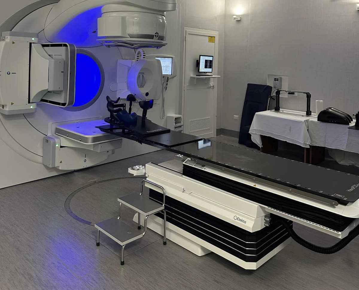 Innovazione in oncologia al Policlinico di Foggia: nuovo acceleratore lineare di radioterapia Innovazione in oncologia al Policlinico di Foggia: nuovo acceleratore lineare di radioterapia