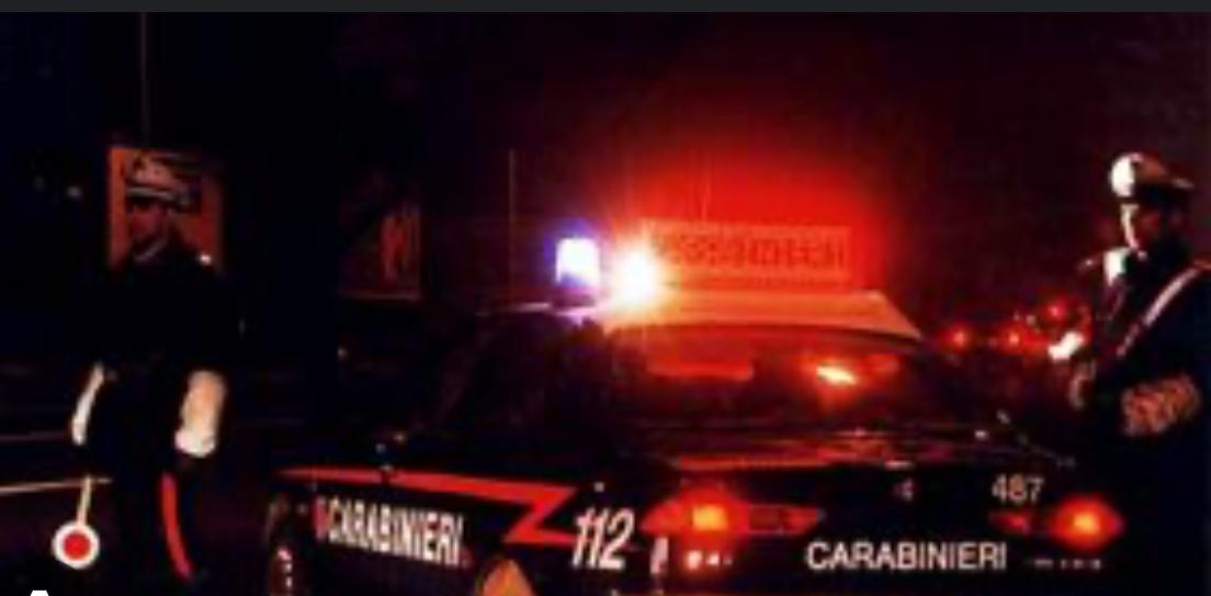 Tentata fuga e conflitto a fuoco durante un inseguimento a Bari Tentata fuga e conflitto a fuoco durante un inseguimento a Bari