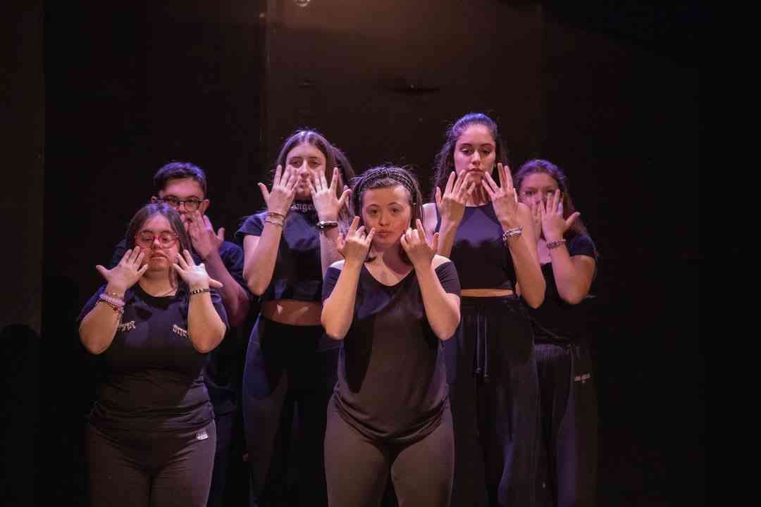 Foggia, al Teatro Regio di Capitanata va in scena Down The Wall Sketch Foggia, al Teatro Regio di Capitanata va in scena Down The Wall Sketch