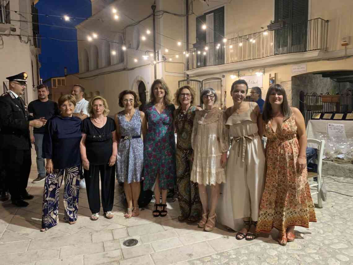 Il Concorso Letterario IL ROVO celebra la sua quattordicesima edizione: la parola al centro della legalità e della cultura Il Concorso Letterario IL ROVO celebra la sua quattordicesima edizione: la parola al centro della legalità e della cultura