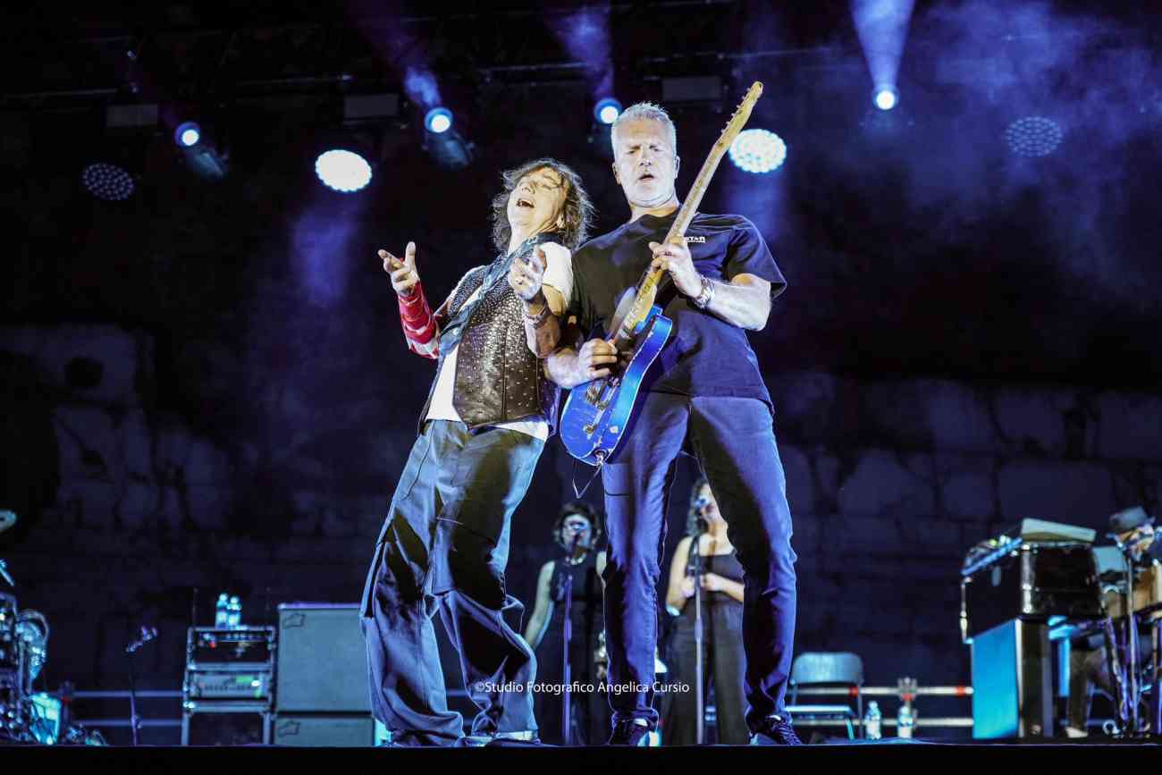 Apricena vibra con il rock di Gianna Nannini: Suoni in Cava 2025 è pura emozione Apricena vibra con il rock di Gianna Nannini: Suoni in Cava 2025 è pura emozione