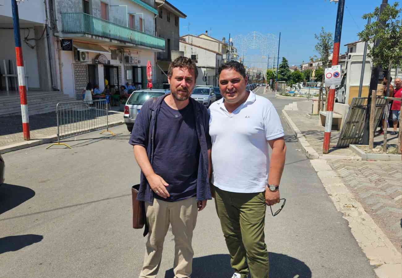 Pinuccio a Carlantino e il paese del lago accoglie i suoi emigranti Pinuccio a Carlantino e il paese del lago accoglie i suoi emigranti