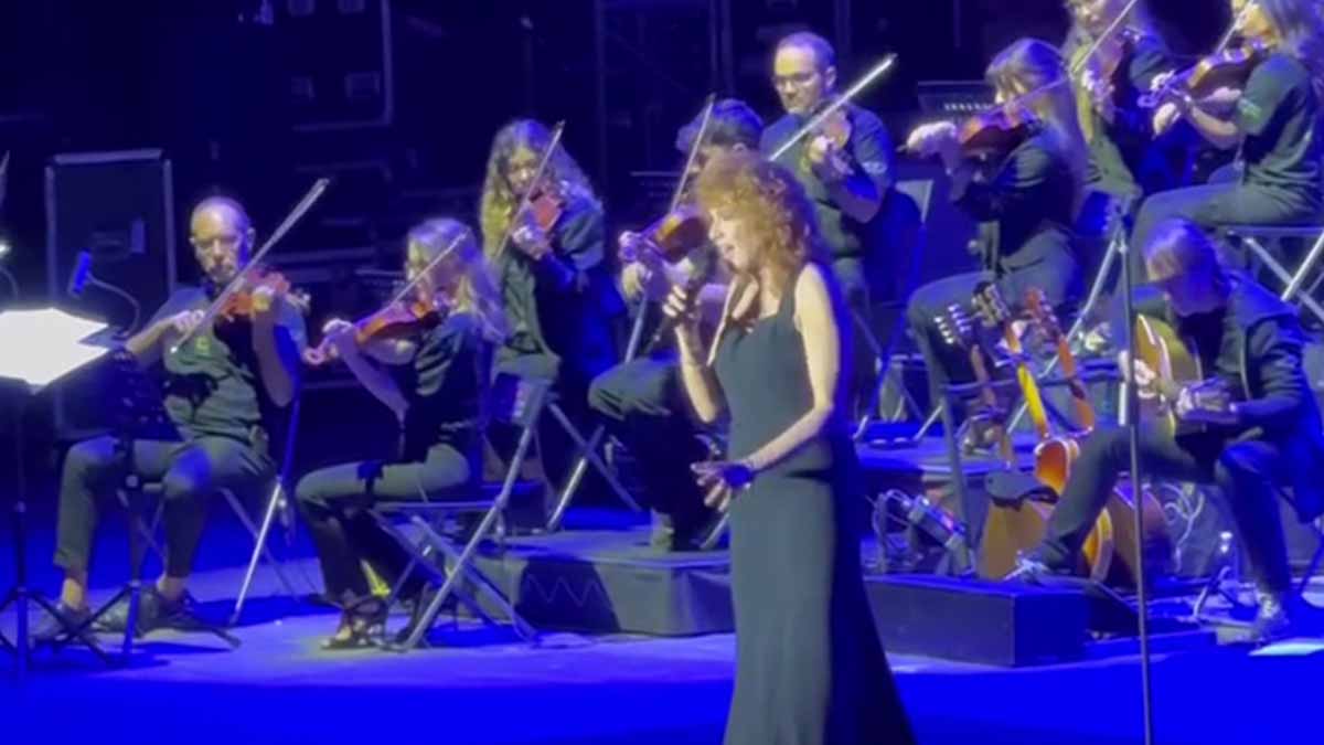 Fiorella Mannoia incanta Apricena e chiude Suoni in Cava 2025 con un abbraccio di musica e poesia Fiorella Mannoia incanta Apricena e chiude Suoni in Cava 2025 con un abbraccio di musica e poesia