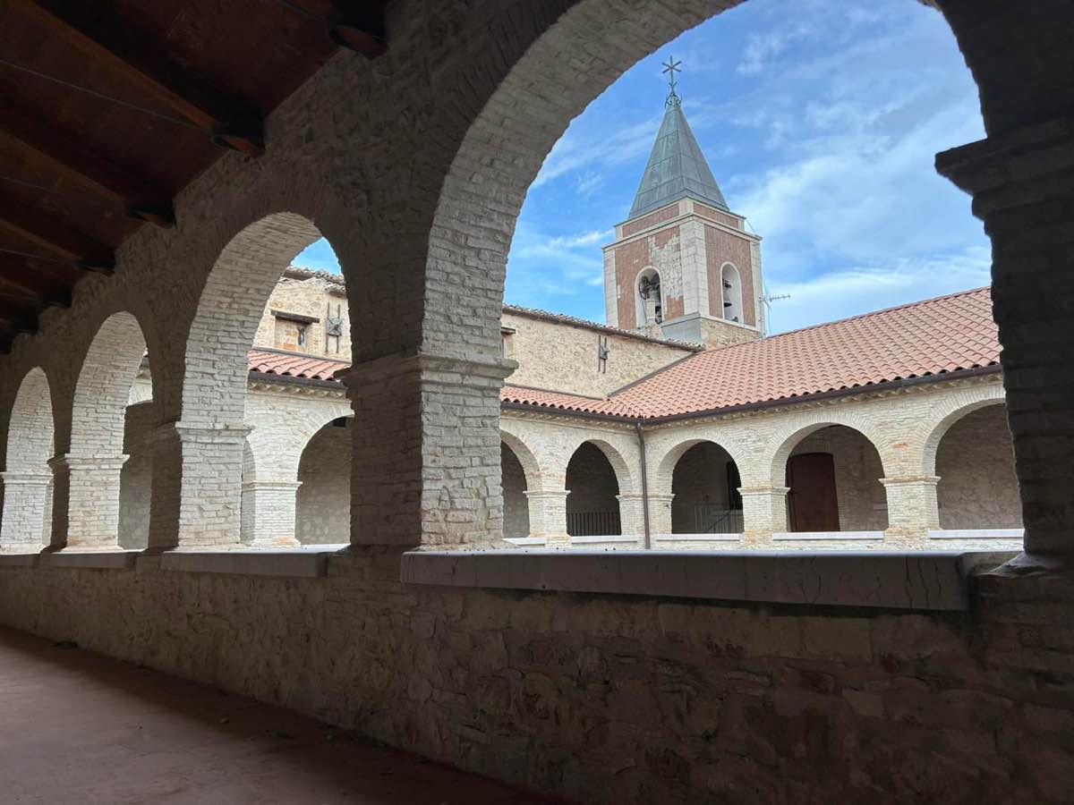 Sapori, tesori e tour nel suggestivo borgo di Deliceto Sapori, tesori e tour nel suggestivo borgo di Deliceto