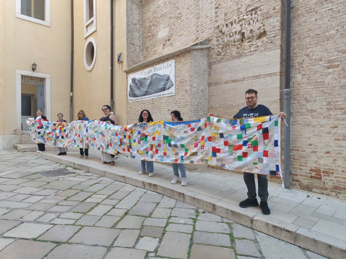A Torremaggiore il più grande exvoto della Puglia, con oltre 1700 pezzoline cucite A Torremaggiore il più grande exvoto della Puglia, con oltre 1700 pezzoline cucite