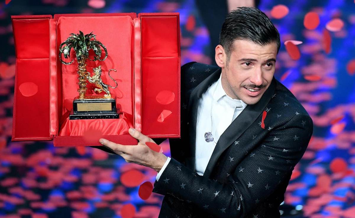 Francesco_Gabbani_a_Sanremo_2017