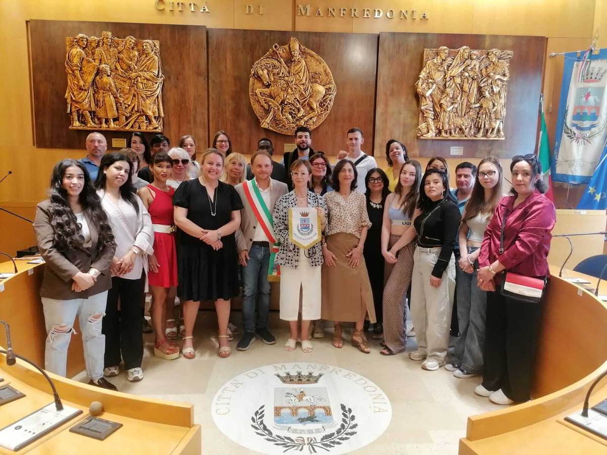 Manfredonia, “I volti dell’accoglienza”: per entrare nelle storie dei rifugiati e superare pregiudizi Manfredonia, “I volti dell’accoglienza”: per entrare nelle storie dei rifugiati e superare pregiudizi