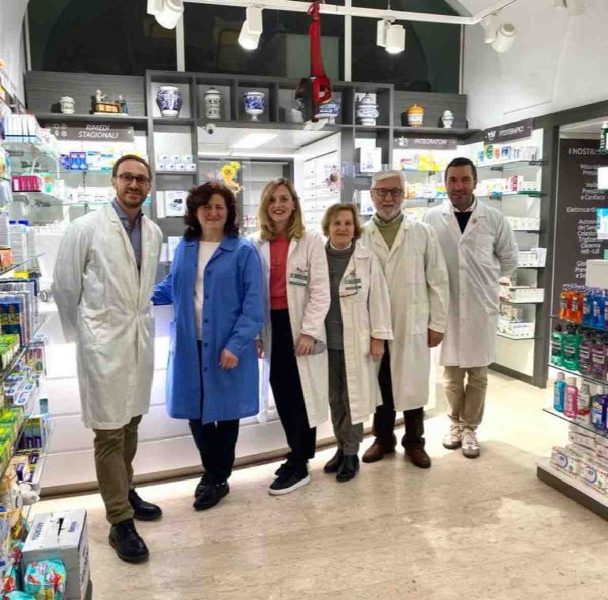 Ad Orsara la farmacia del paese compie 50 anni: un pezzo di storia nella comunità Ad Orsara la farmacia del paese compie 50 anni: un pezzo di storia nella comunità