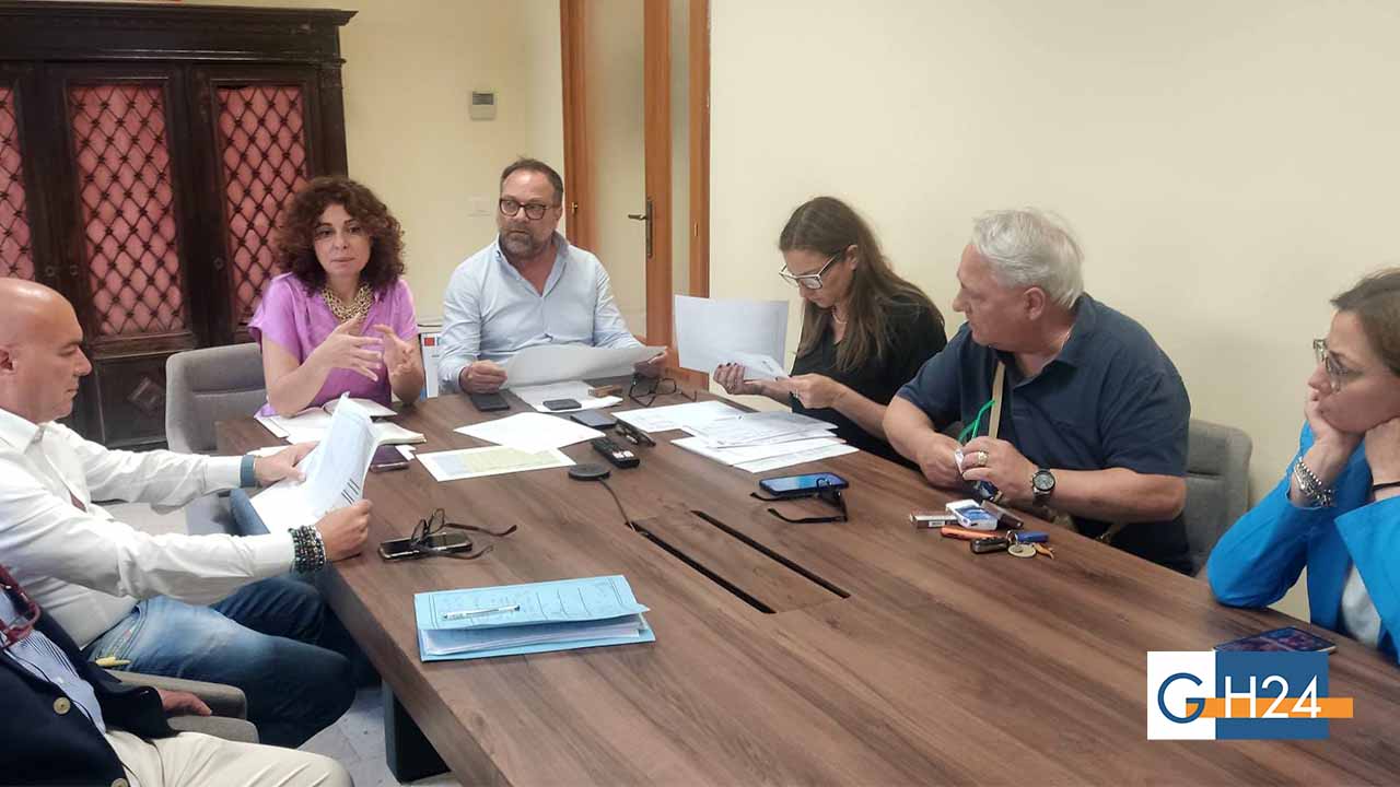 Sanità sul Gargano, intesa sulle proroghe del 118 per sventare l’emergenza estiva Sanità sul Gargano, intesa sulle proroghe del 118 per sventare l’emergenza estiva