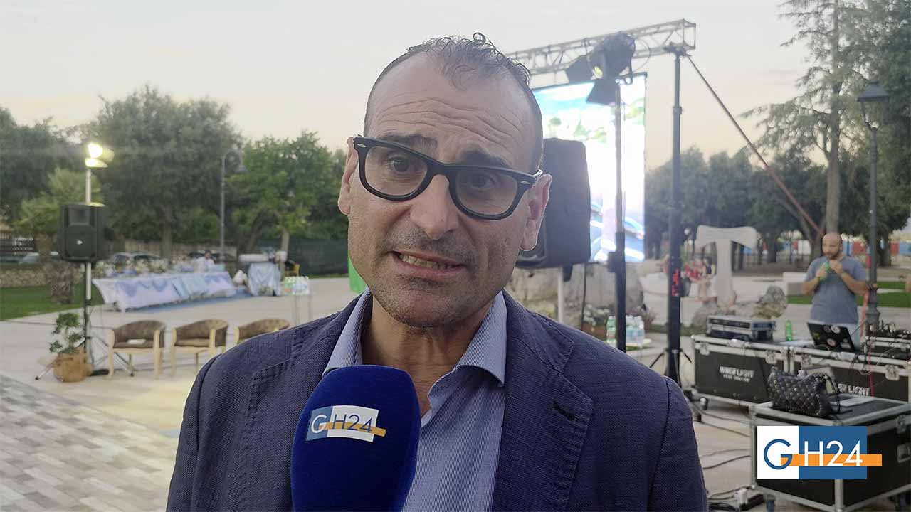 Apricena, svelato il progetto della nuova piscina comunale: un’opera attesa da 60 anni Apricena, svelato il progetto della nuova piscina comunale: un’opera attesa da 60 anni