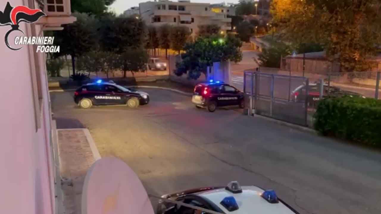 Nuovo fatto di sangue a Vieste: esplosi diversi colpi d’arma da fuoco contro un giovane con precedenti Nuovo fatto di sangue a Vieste: esplosi diversi colpi d’arma da fuoco contro un giovane con precedenti